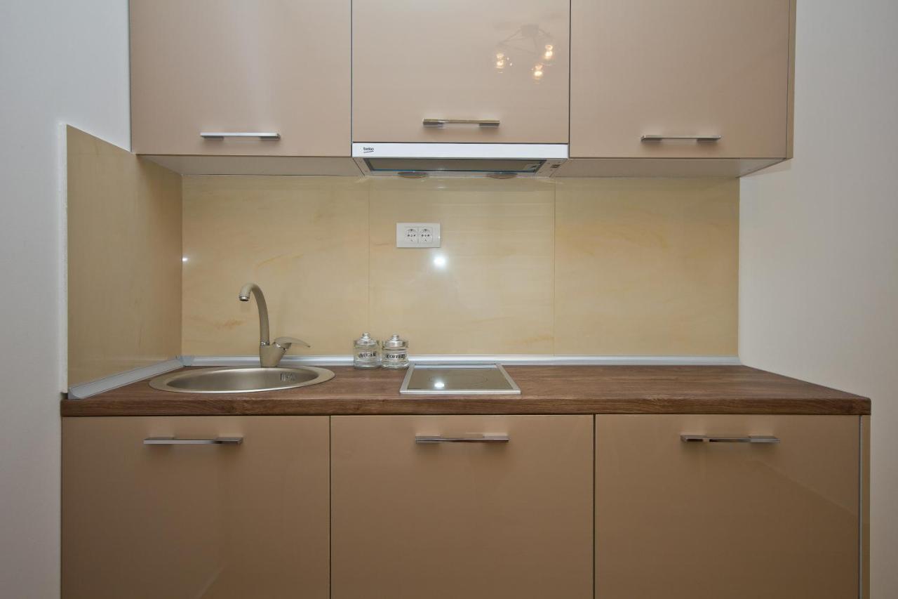 Igman Apartments Tivat Exterior photo