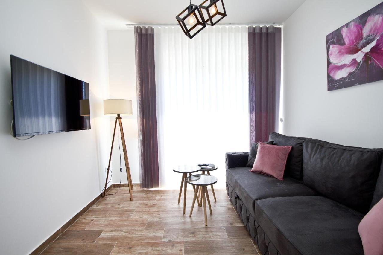 Igman Apartments Tivat Exterior photo